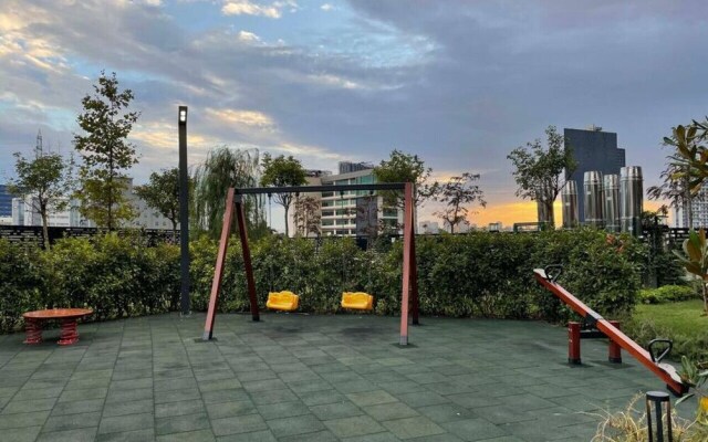Brand-new Luxurious 1 1 Apartment With Terrace - Core Living