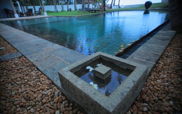 Olanda Private Beach Villa