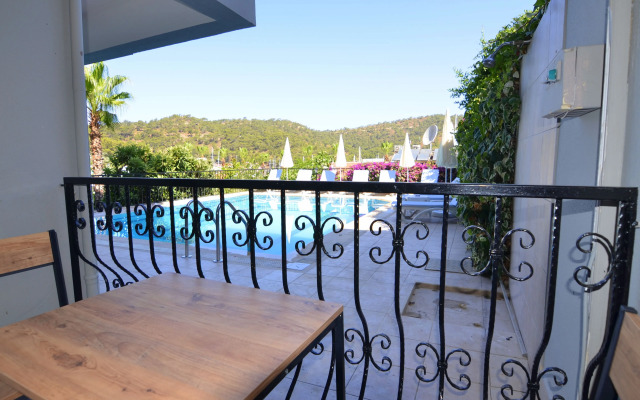 Mykonut Boutique Suites