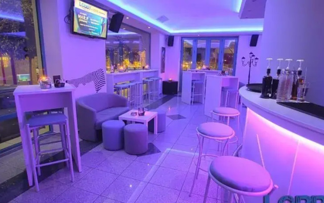 Isthmia Hotel