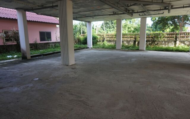 Rattima Apartment