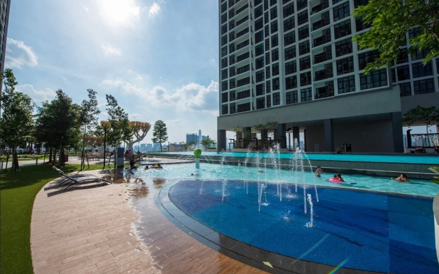 Designer Cozy Studio House