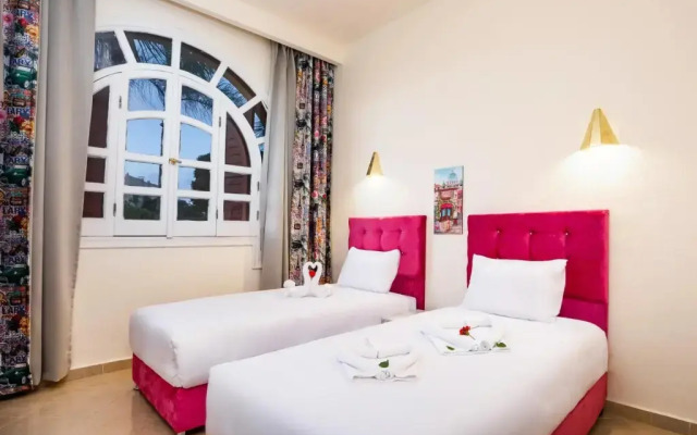 Golden Lake Hotel