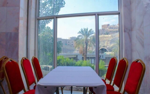 Dar Al Bayan Hotel