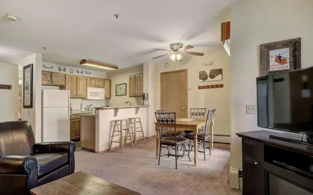 River Mtn Lodge W103