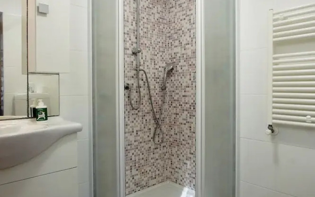 Room-romantic Eco-lodge in the Heart of