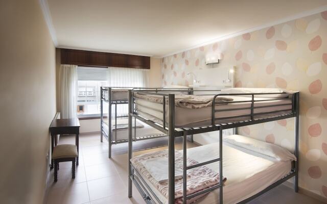 Albergue O Cruceiro - Hostel