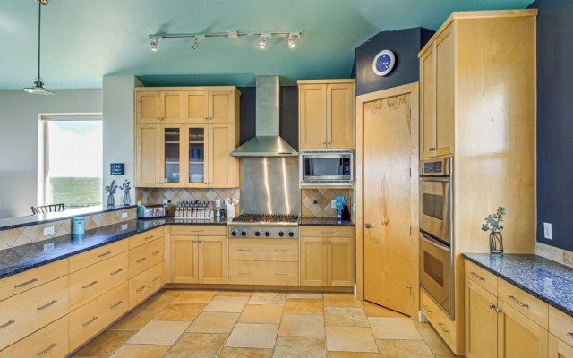 Private Pier: Waterfront Fulton Villa!