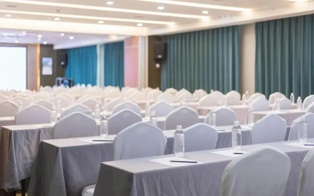 Crystal Orange Hotel Zhengzhou CBD Exhibition Center Hotel