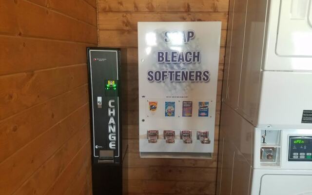 Stateline Cabins & RV