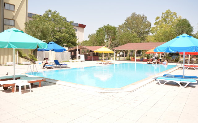 Hotel Anemon Ege Saglik