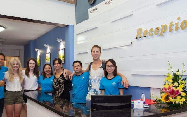 Friends Inn  Travel