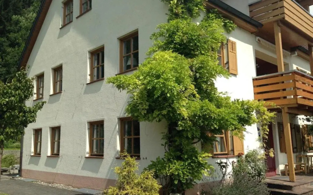 Yve Guesthouse