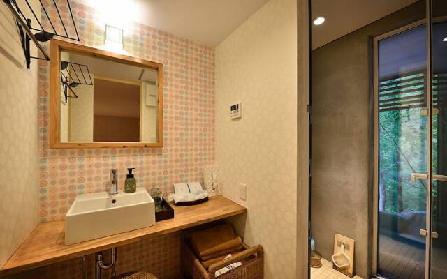 Onsen Glamping Shima Blue