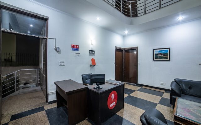 OYO 14545 Hotel Blueleaf