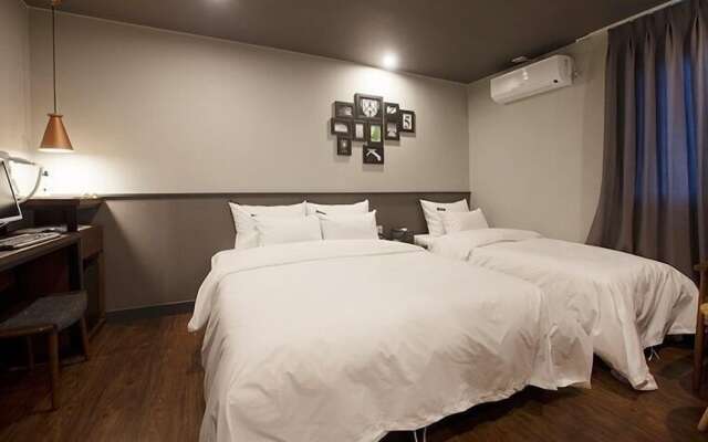 No.25 Hotel