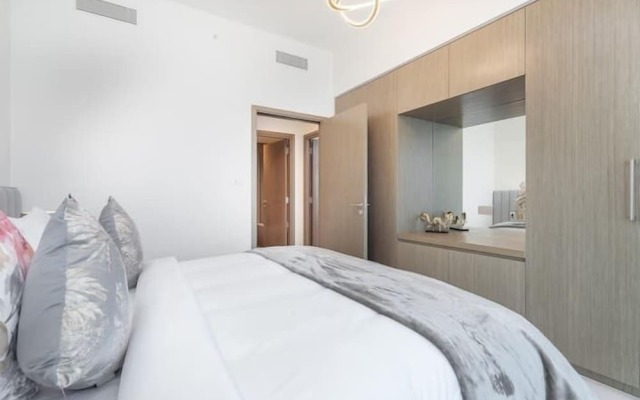 Vogue Downtown - Burj Royale