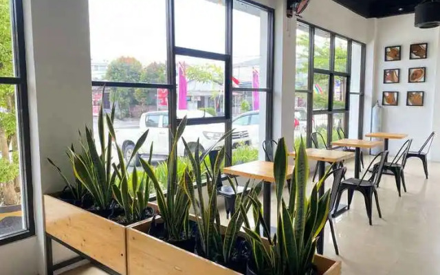 Urbanview Hotel Medio Inn Palu by RedDoorz