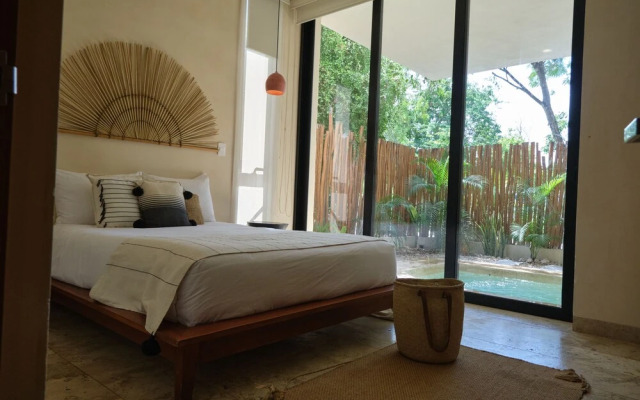 Tuluna Pb A-25 By Lockey