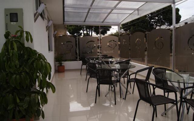 Hotel Dorado Plaza