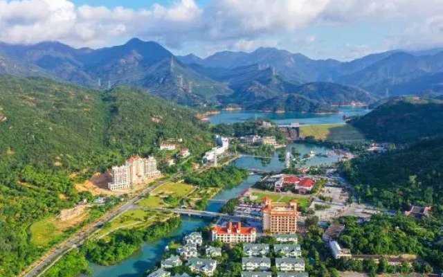 Gudou Lakeview Hotel