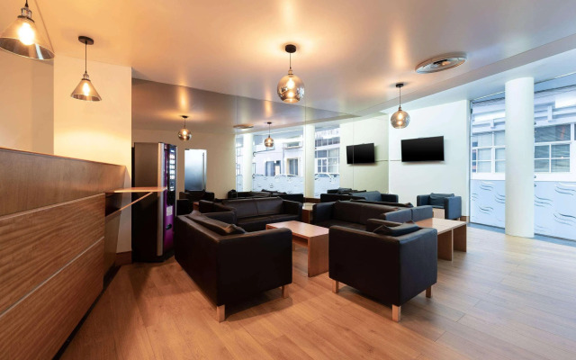 The Azoriani Boutique, Ascend Hotel Collection