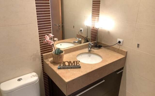 T&H Romana Salou Family Apartment