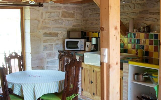 House With 2 Bedrooms In Le Deschaux With Furnished Garden