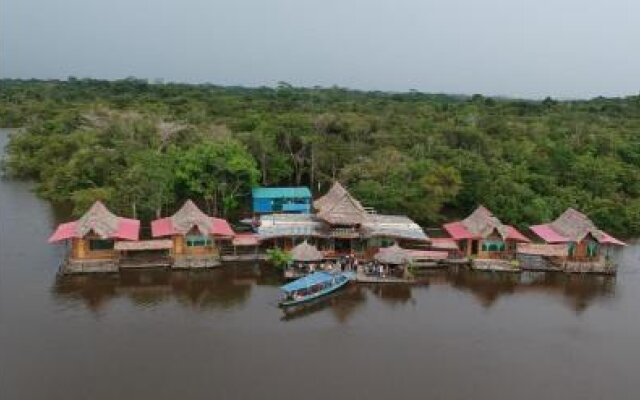 Amazon Oasis Lodge