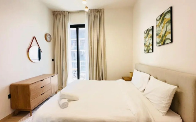 OYO 1287 Home Fully Furnished 1Bed At JVC