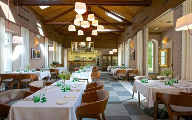 Zámek Ratměřice Hotel & Resort