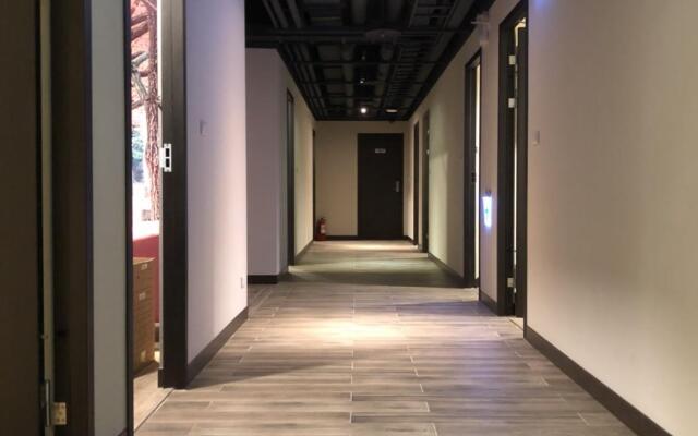 Honest&Warm Hotel