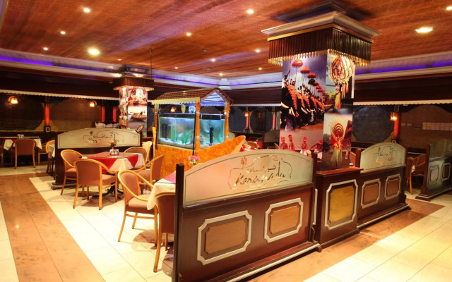 Al Bahjah Hotel