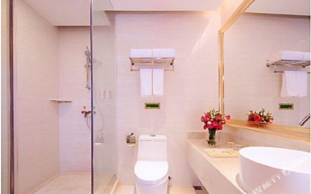 Vienna Hotel (Guangzhou Xintang Shacun Metro Station)