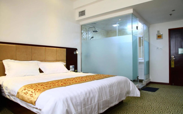 Dalian Free Trade Center Hotel