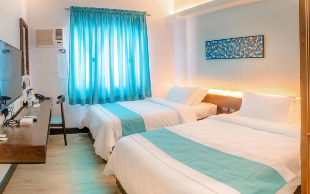 Twin Tides Panglao