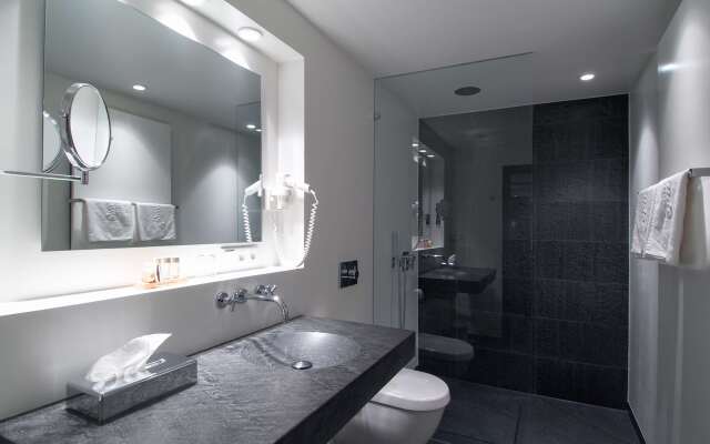 Hotel Gude