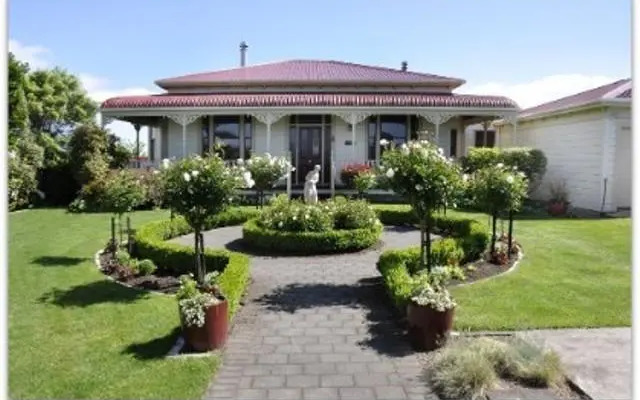 Villa Heights Bed and Breakfast