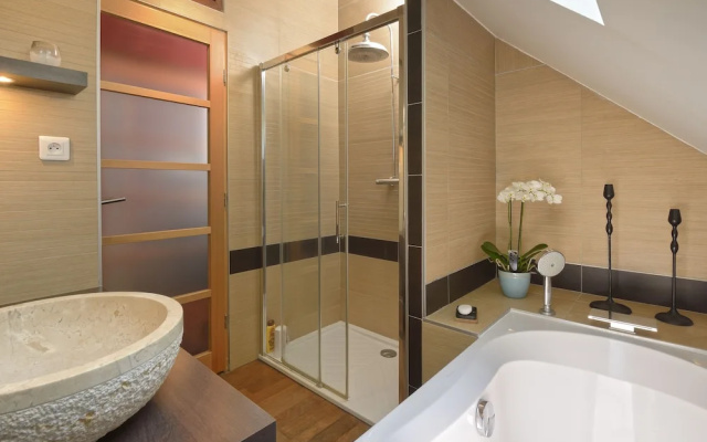 Loft d’architecte chaleureux et spacieux