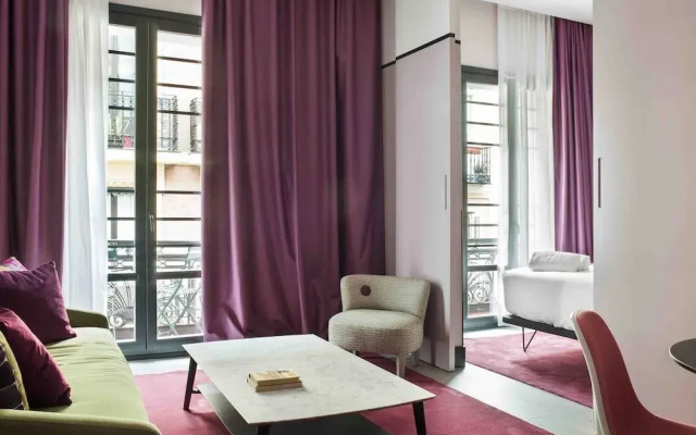 Amor de Dios 17 Boutique Hotel