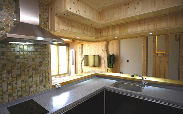 Suncheon Golden Lakeside Pension