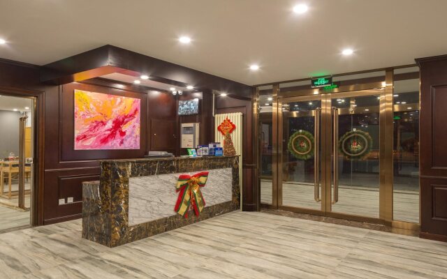 Hill Lily Hotel