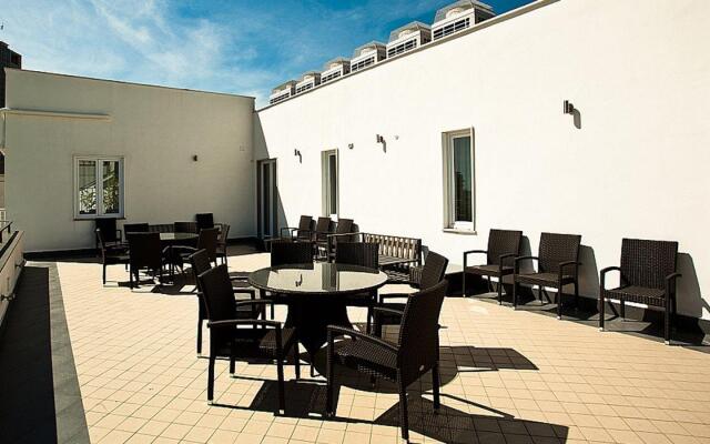 Stelle Hotel The Businest