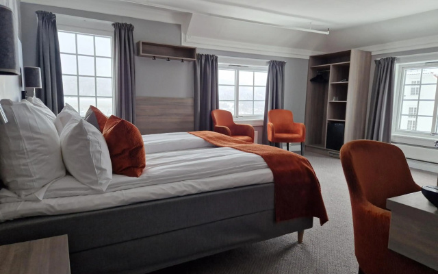 Dr. Holms Hotel - Image 7