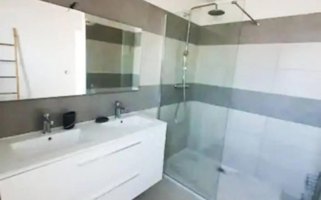 Villa 5***** piscine proche de la plage Cala Rossa