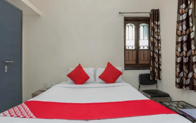 Hotel Mathura Lodging By OYO Rooms