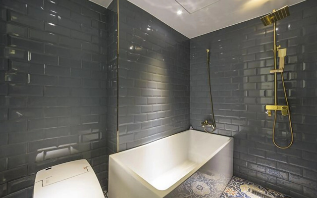 Busan Den Basta Hotel BIFC