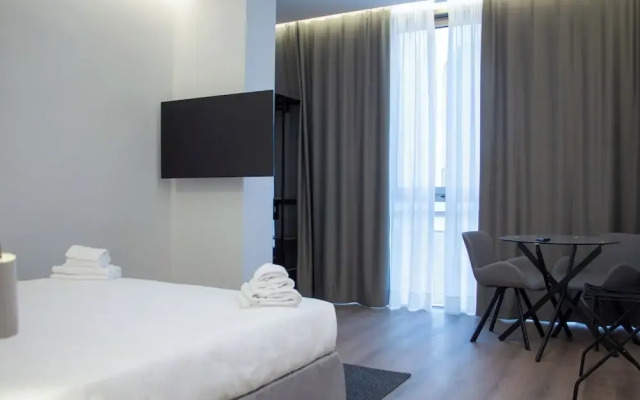 Central Promenade Naples