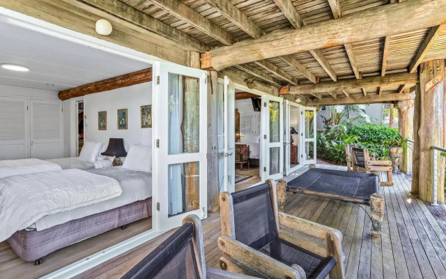 Balinese Beach House, Sunshine Beach