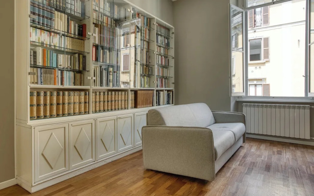 JOIVY Cute flat near Guastalla Gardens